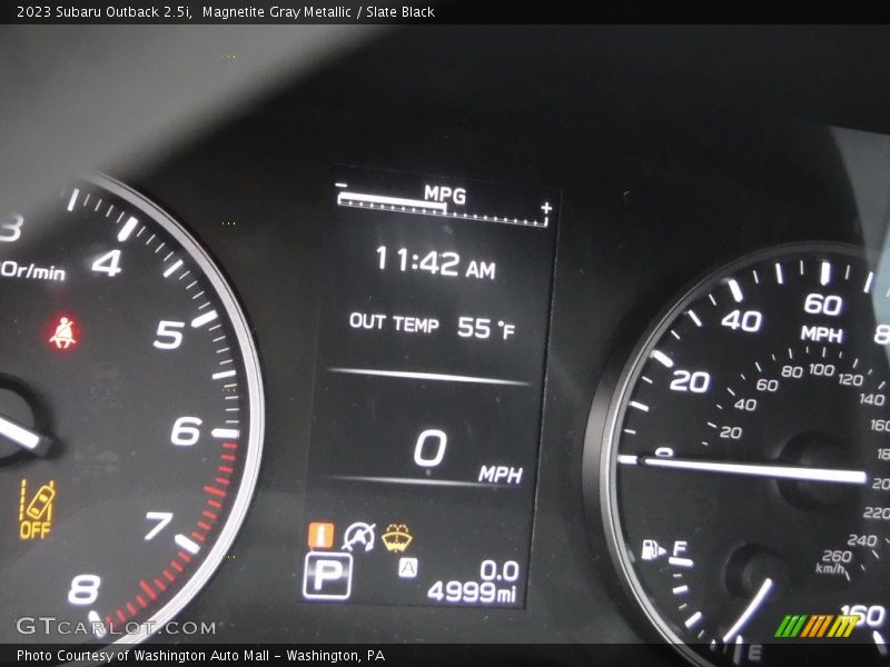 Magnetite Gray Metallic / Slate Black 2023 Subaru Outback 2.5i