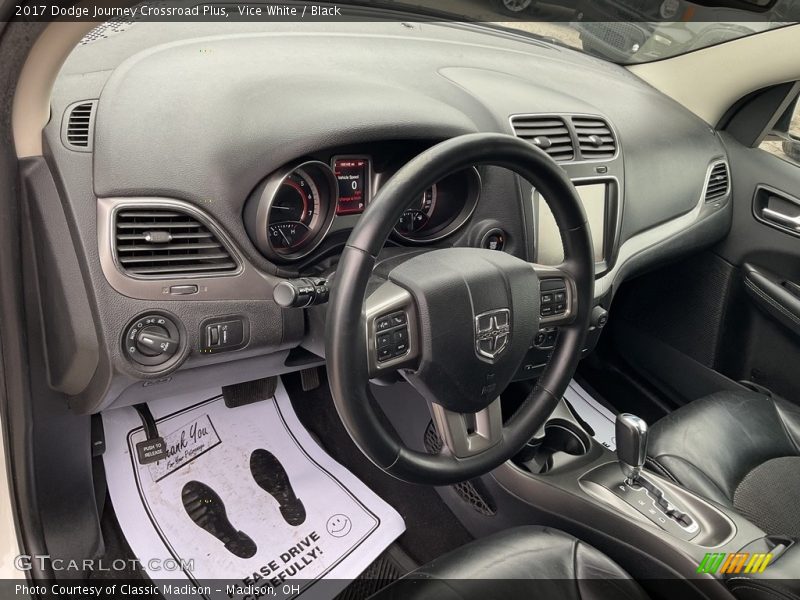 Vice White / Black 2017 Dodge Journey Crossroad Plus