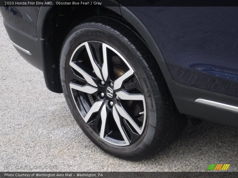 Obsidian Blue Pearl / Gray 2020 Honda Pilot Elite AWD