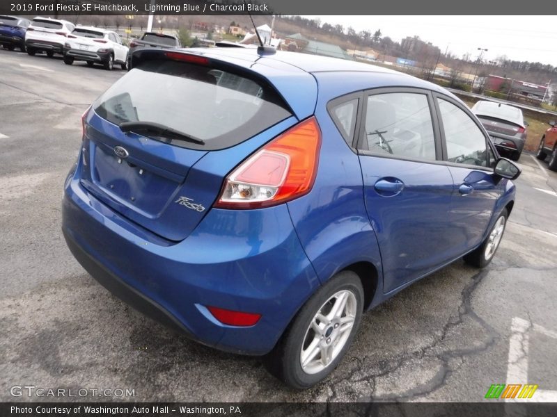 Lightning Blue / Charcoal Black 2019 Ford Fiesta SE Hatchback