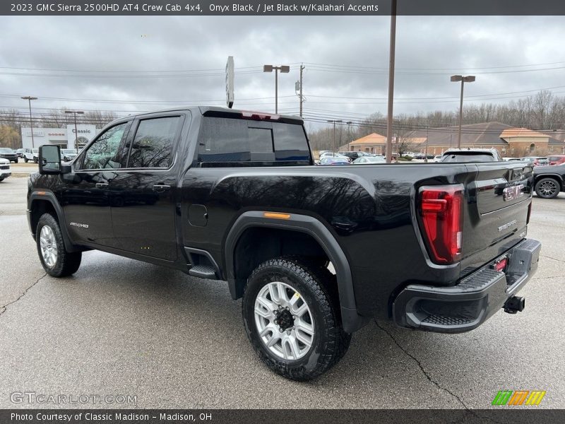 Onyx Black / Jet Black w/Kalahari Accents 2023 GMC Sierra 2500HD AT4 Crew Cab 4x4