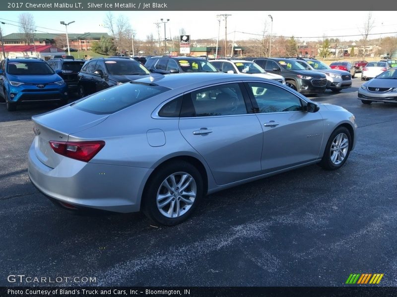 Silver Ice Metallic / Jet Black 2017 Chevrolet Malibu LT