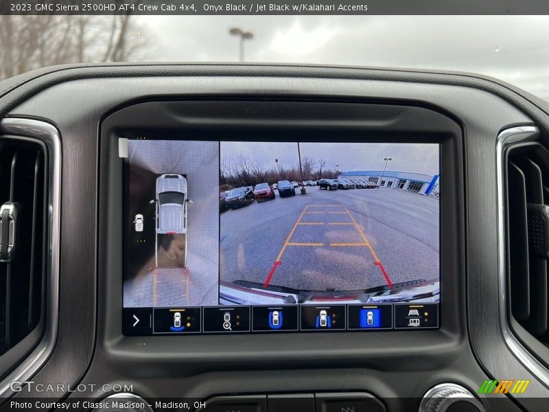 Onyx Black / Jet Black w/Kalahari Accents 2023 GMC Sierra 2500HD AT4 Crew Cab 4x4