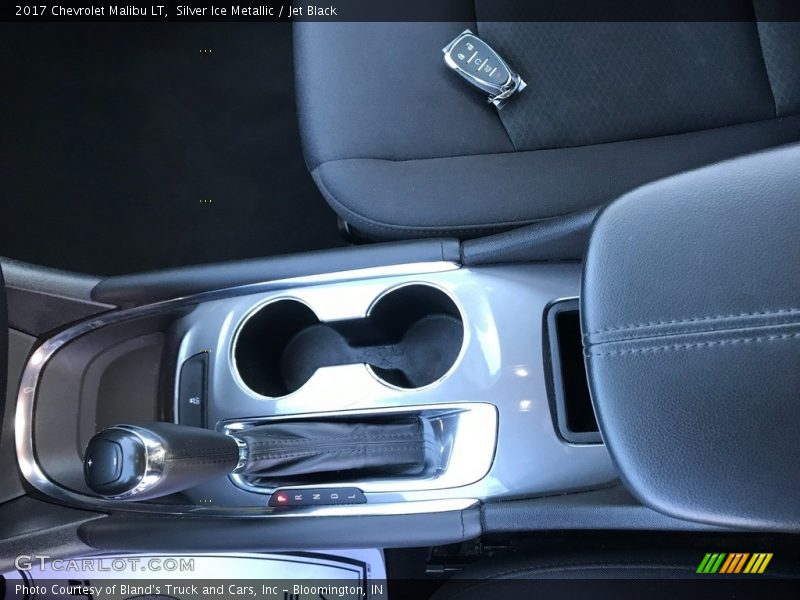 Silver Ice Metallic / Jet Black 2017 Chevrolet Malibu LT
