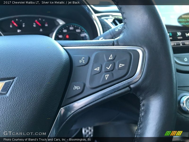 Silver Ice Metallic / Jet Black 2017 Chevrolet Malibu LT
