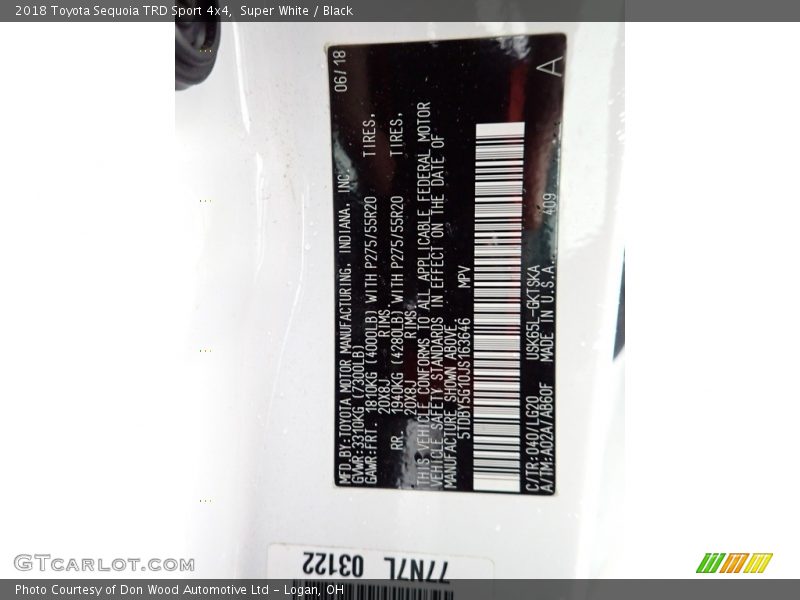 Super White / Black 2018 Toyota Sequoia TRD Sport 4x4