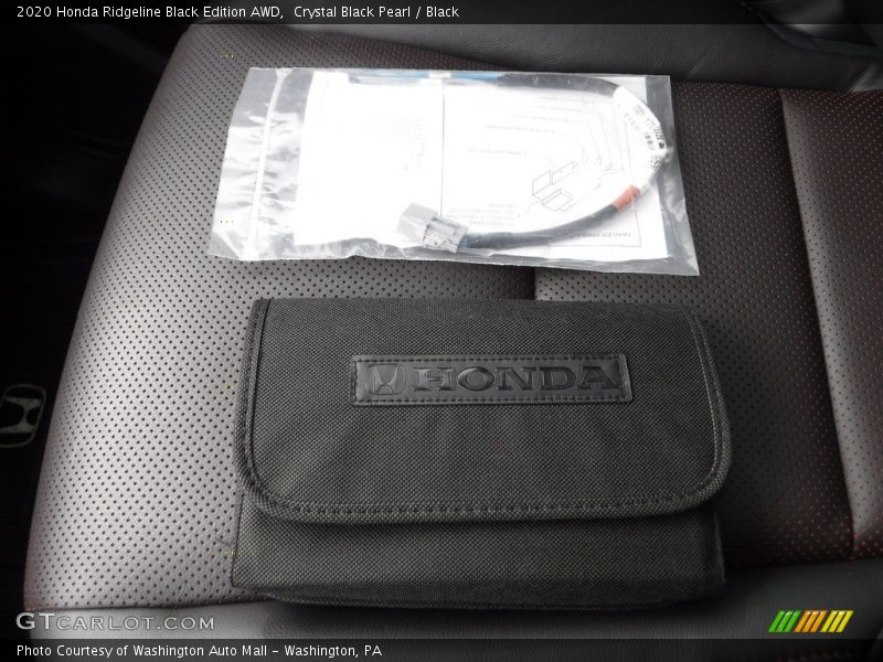 Crystal Black Pearl / Black 2020 Honda Ridgeline Black Edition AWD