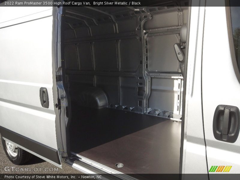 Bright Silver Metallic / Black 2022 Ram ProMaster 3500 High Roof Cargo Van