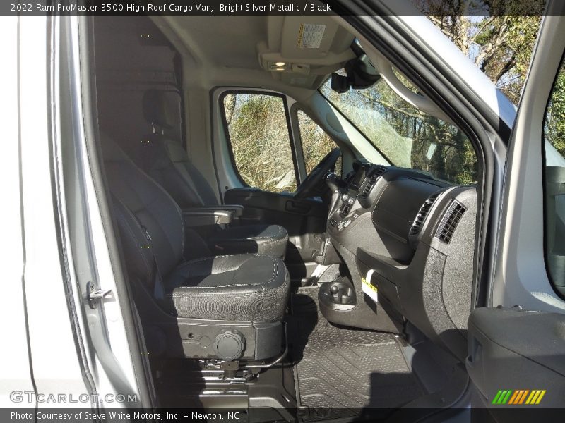 Bright Silver Metallic / Black 2022 Ram ProMaster 3500 High Roof Cargo Van