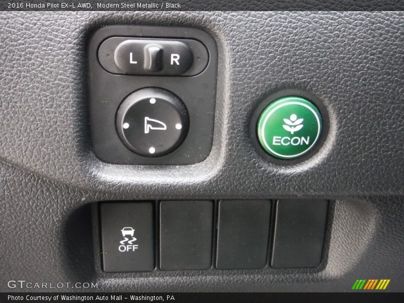 Modern Steel Metallic / Black 2016 Honda Pilot EX-L AWD