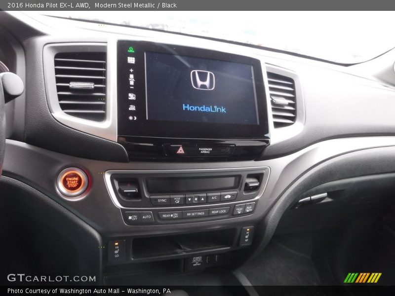 Modern Steel Metallic / Black 2016 Honda Pilot EX-L AWD