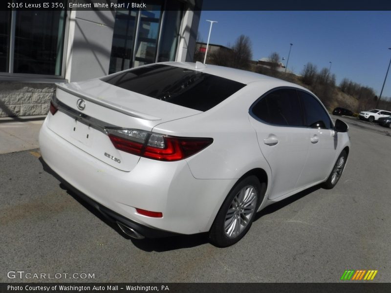 Eminent White Pearl / Black 2016 Lexus ES 350