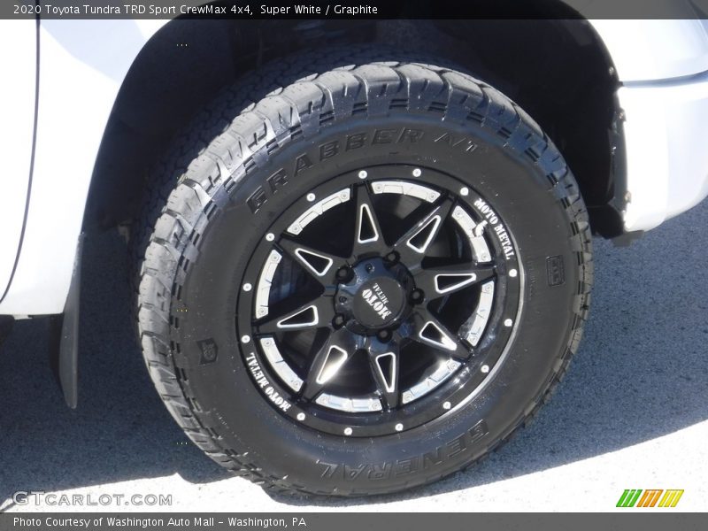 Super White / Graphite 2020 Toyota Tundra TRD Sport CrewMax 4x4