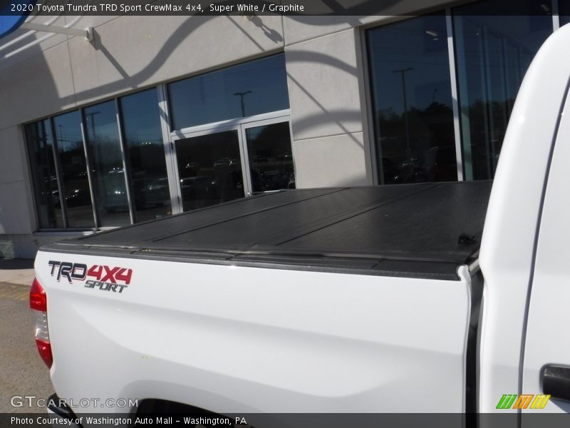 Super White / Graphite 2020 Toyota Tundra TRD Sport CrewMax 4x4