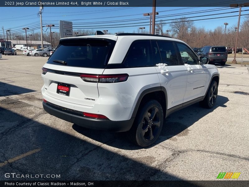 Bright White / Global Black 2023 Jeep Grand Cherokee Limited 4x4