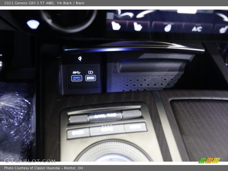 Vik Black / Black 2021 Genesis G80 3.5T AWD