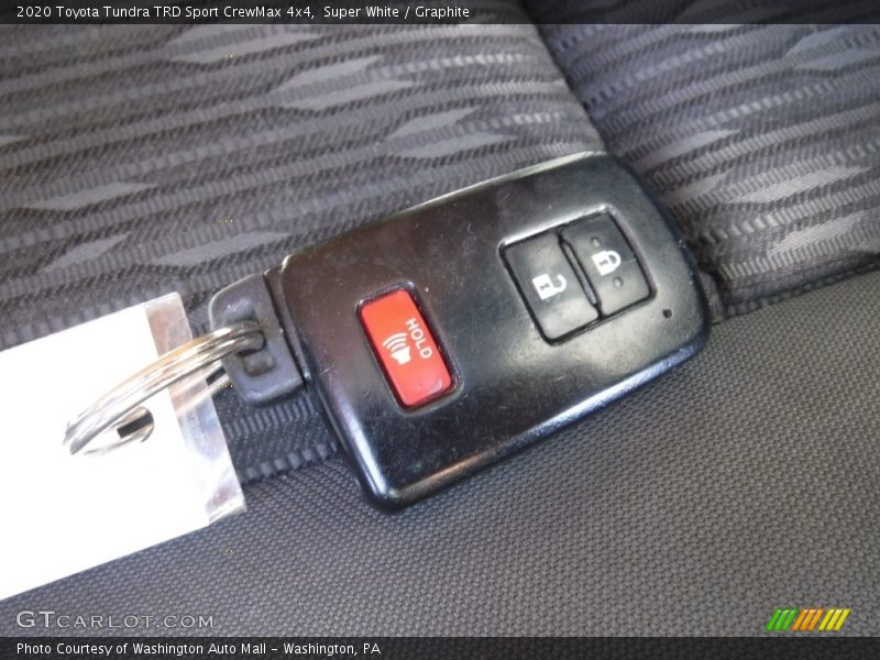 Super White / Graphite 2020 Toyota Tundra TRD Sport CrewMax 4x4