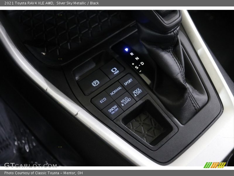 Silver Sky Metallic / Black 2021 Toyota RAV4 XLE AWD
