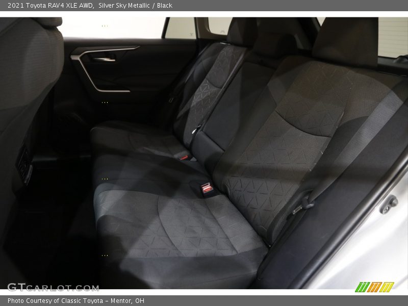 Silver Sky Metallic / Black 2021 Toyota RAV4 XLE AWD