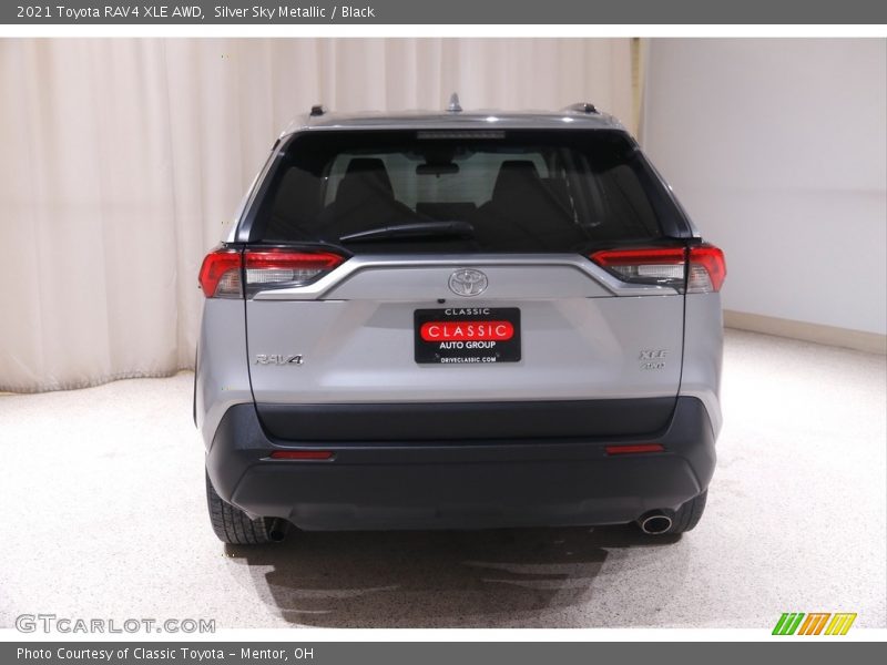 Silver Sky Metallic / Black 2021 Toyota RAV4 XLE AWD