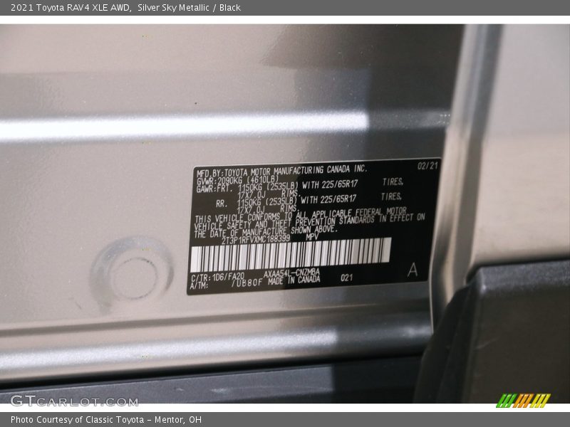 Silver Sky Metallic / Black 2021 Toyota RAV4 XLE AWD