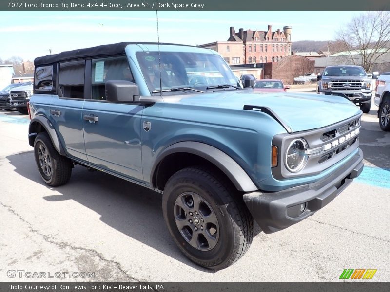 Front 3/4 View of 2022 Bronco Big Bend 4x4 4-Door