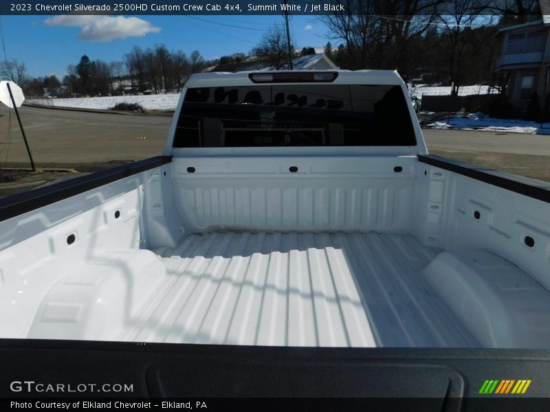 Summit White / Jet Black 2023 Chevrolet Silverado 2500HD Custom Crew Cab 4x4