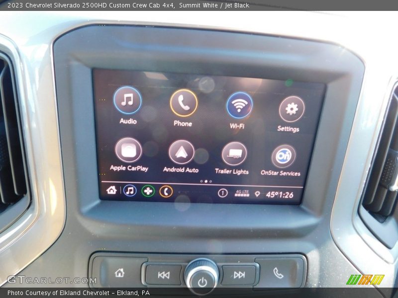 Summit White / Jet Black 2023 Chevrolet Silverado 2500HD Custom Crew Cab 4x4