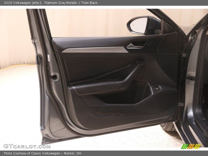 Platinum Gray Metallic / Titan Black 2020 Volkswagen Jetta S