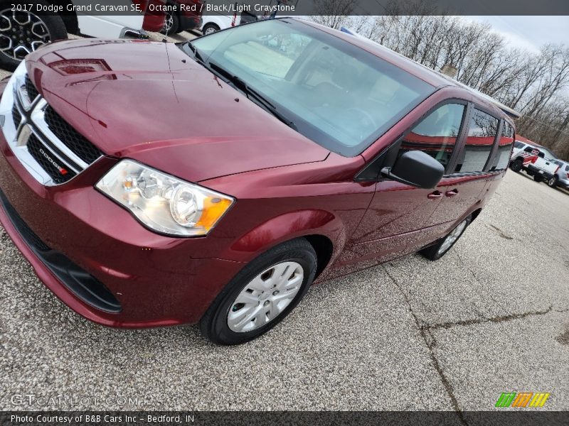 Octane Red / Black/Light Graystone 2017 Dodge Grand Caravan SE