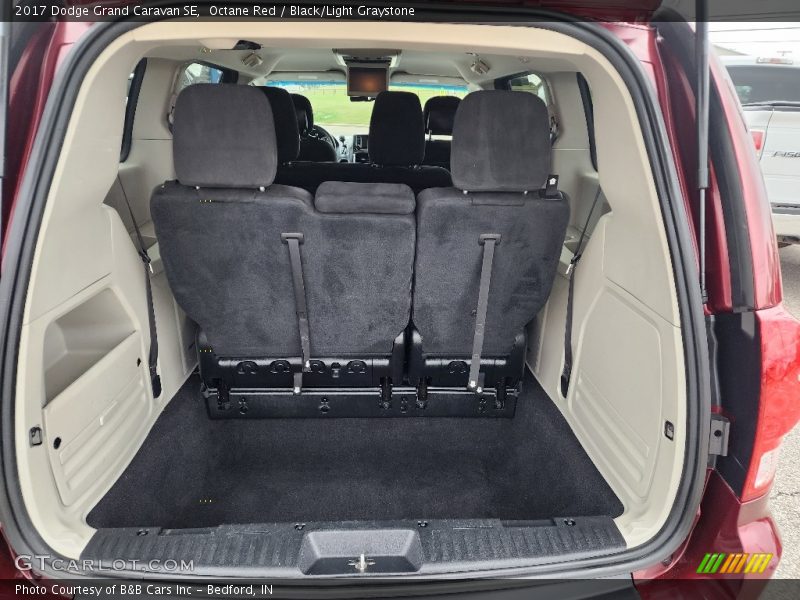 Octane Red / Black/Light Graystone 2017 Dodge Grand Caravan SE