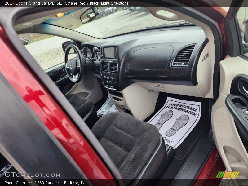 Octane Red / Black/Light Graystone 2017 Dodge Grand Caravan SE