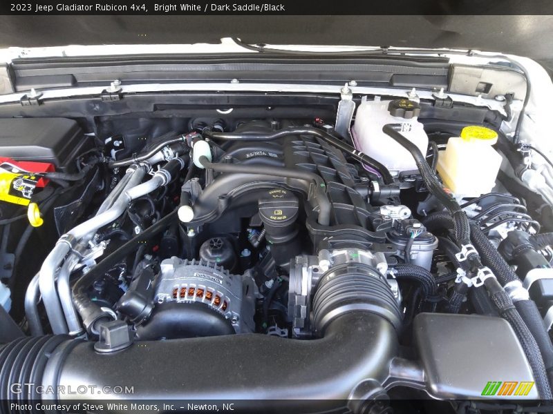 Bright White / Dark Saddle/Black 2023 Jeep Gladiator Rubicon 4x4