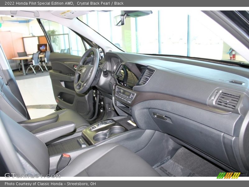 Crystal Black Pearl / Black 2022 Honda Pilot Special Edition AWD