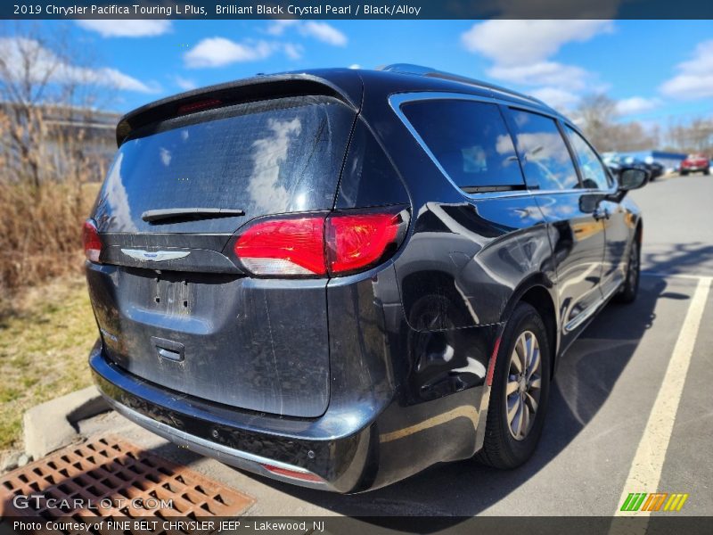 Brilliant Black Crystal Pearl / Black/Alloy 2019 Chrysler Pacifica Touring L Plus