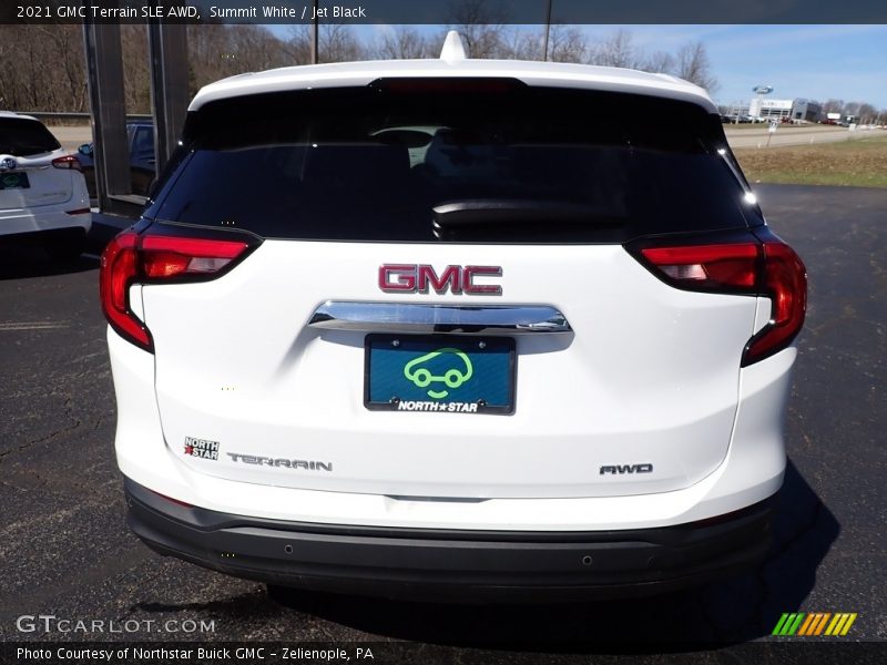 Summit White / Jet Black 2021 GMC Terrain SLE AWD