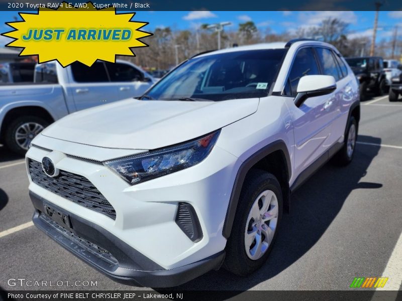 Super White / Black 2020 Toyota RAV4 LE AWD