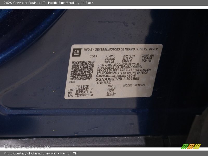 Pacific Blue Metallic / Jet Black 2020 Chevrolet Equinox LT