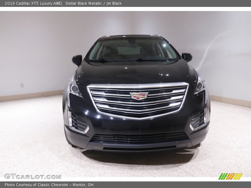 Stellar Black Metallic / Jet Black 2019 Cadillac XT5 Luxury AWD