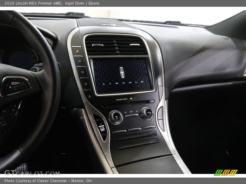 Dashboard of 2016 MKX Premier AWD