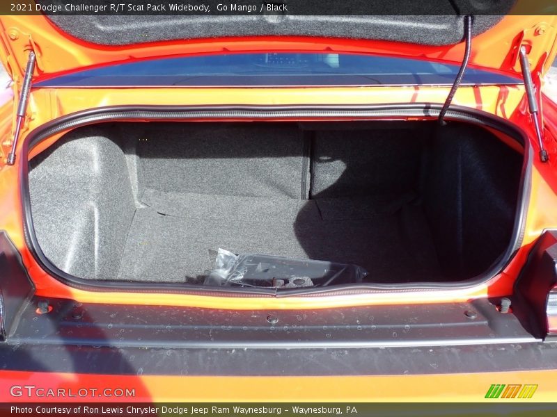 Go Mango / Black 2021 Dodge Challenger R/T Scat Pack Widebody