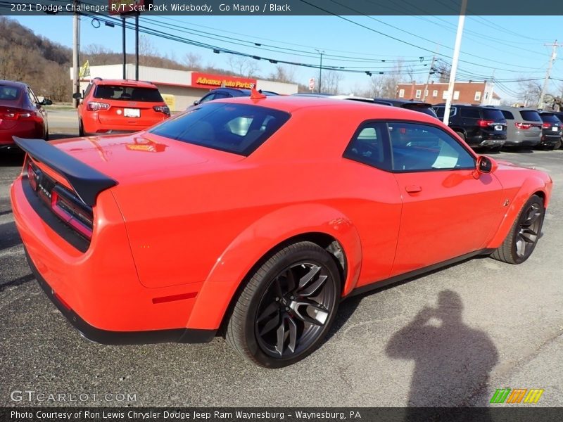 Go Mango / Black 2021 Dodge Challenger R/T Scat Pack Widebody