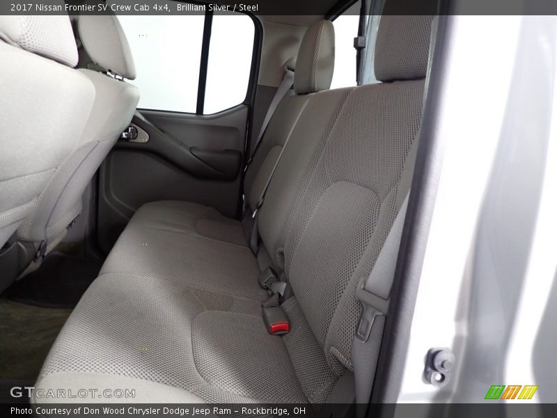 Brilliant Silver / Steel 2017 Nissan Frontier SV Crew Cab 4x4