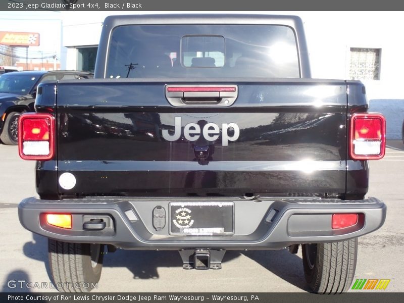 Black / Black 2023 Jeep Gladiator Sport 4x4