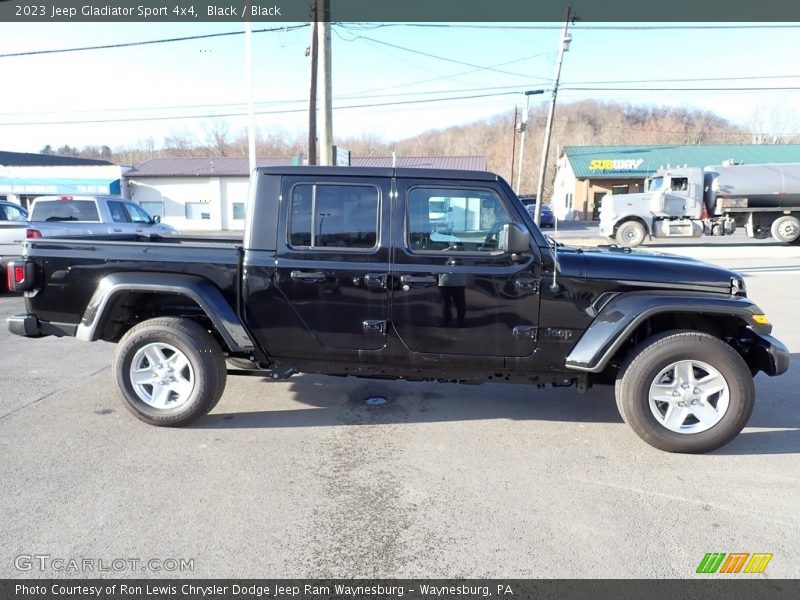 Black / Black 2023 Jeep Gladiator Sport 4x4