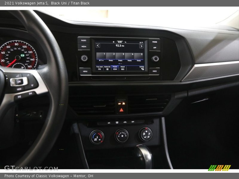 Black Uni / Titan Black 2021 Volkswagen Jetta S
