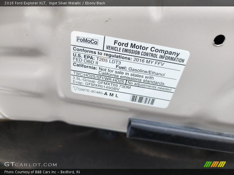 Ingot Silver Metallic / Ebony Black 2016 Ford Explorer XLT