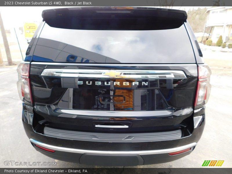 Black / Jet Black 2023 Chevrolet Suburban LS 4WD