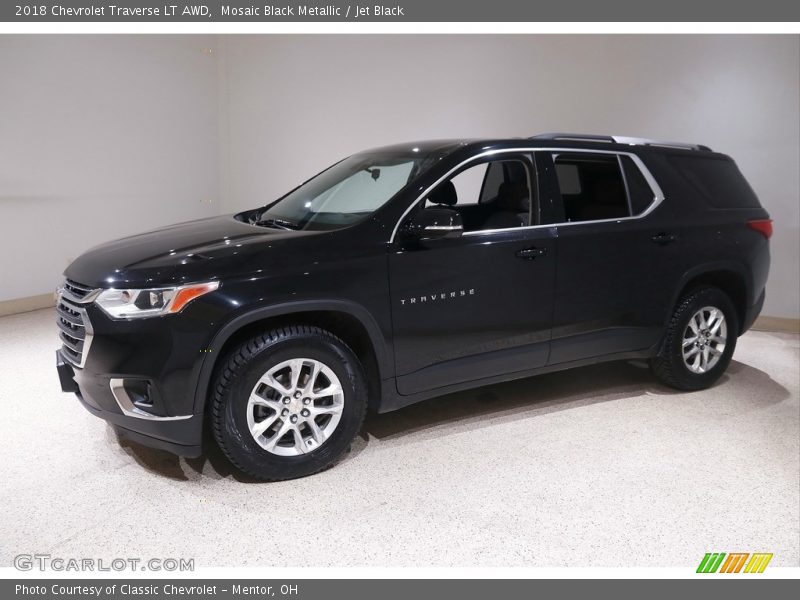 Mosaic Black Metallic / Jet Black 2018 Chevrolet Traverse LT AWD