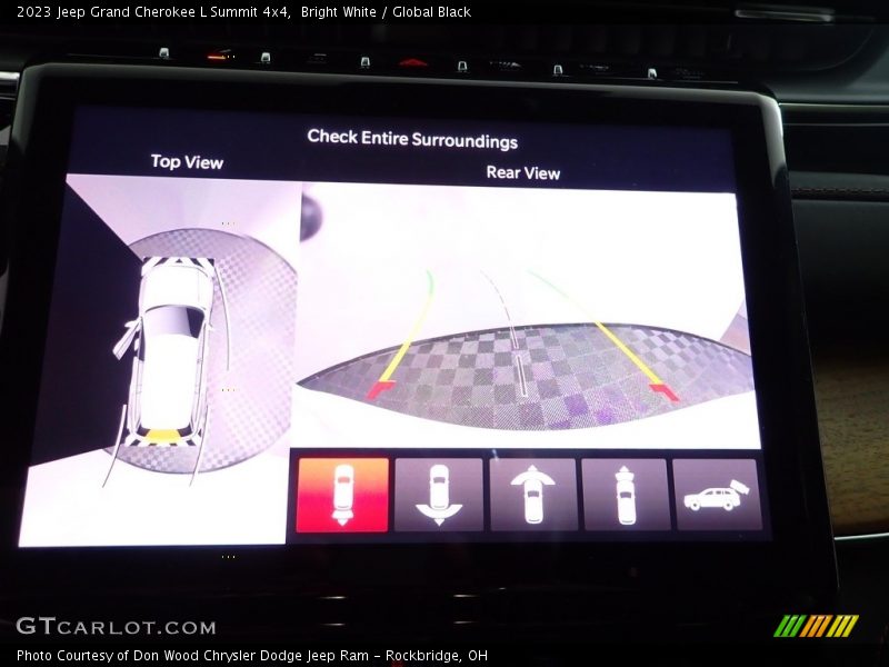Bright White / Global Black 2023 Jeep Grand Cherokee L Summit 4x4